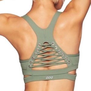 Lorna Jane lace up back sports bra